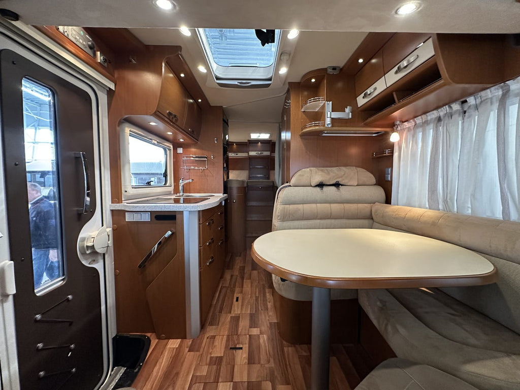 HYMER B 578 – 63 000 km – Camping-car intégral haut de gamme – État remarquable