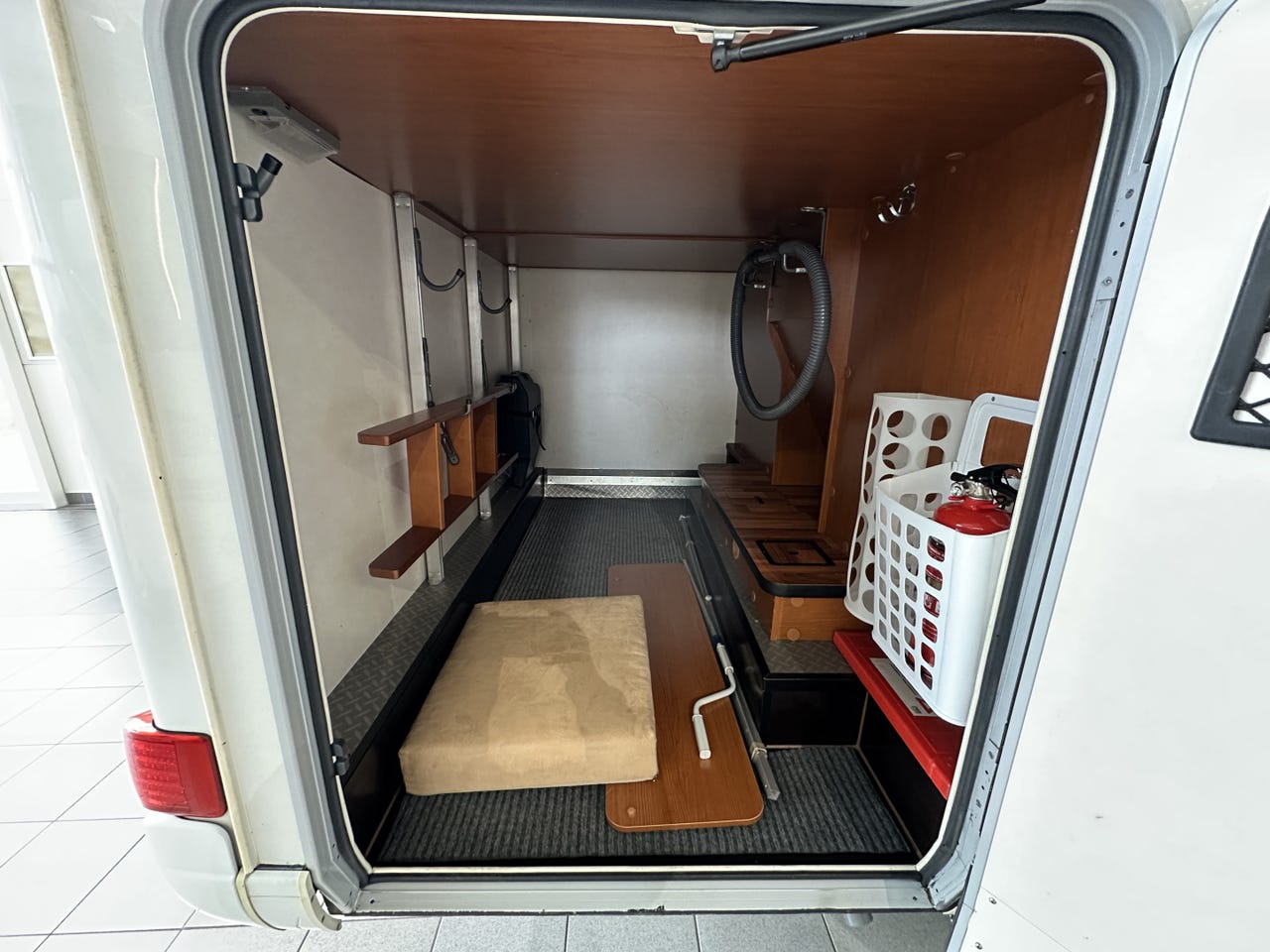 HYMER B 578 – 63 000 km – Camping-car intégral haut de gamme – État remarquable