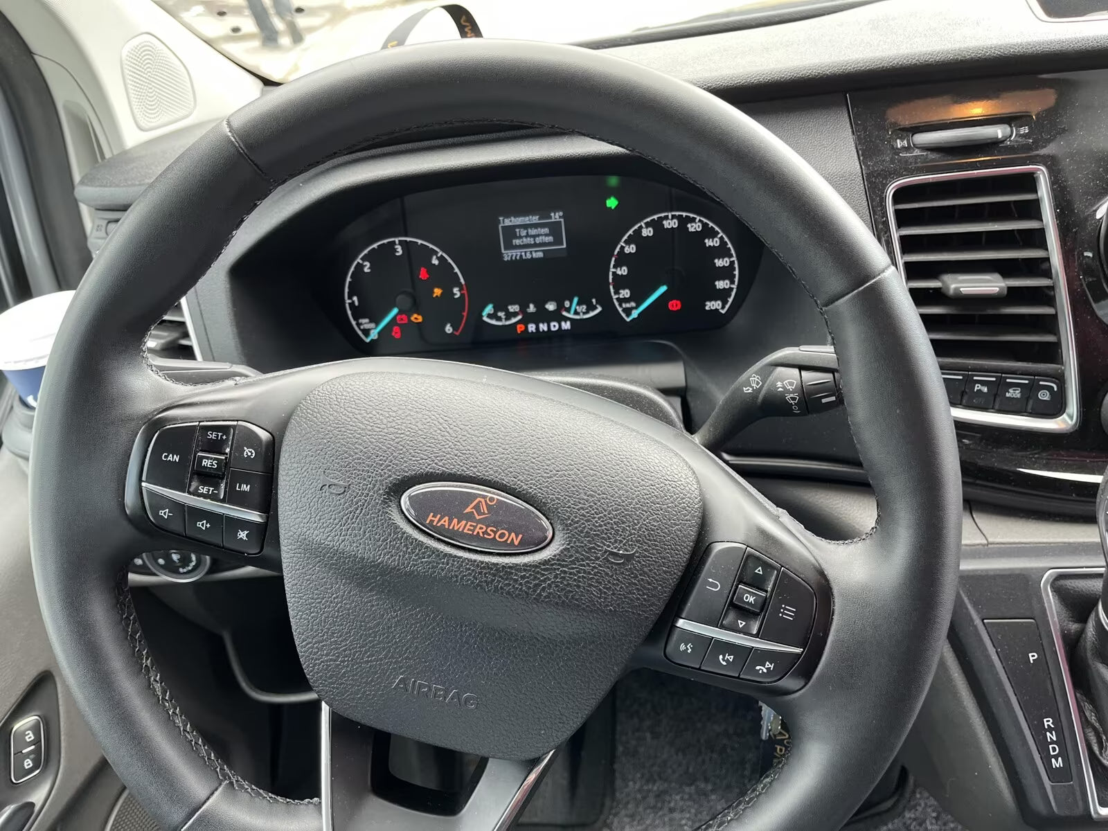 Ford Transit Custom aménagé – 2023- Panama P 10S