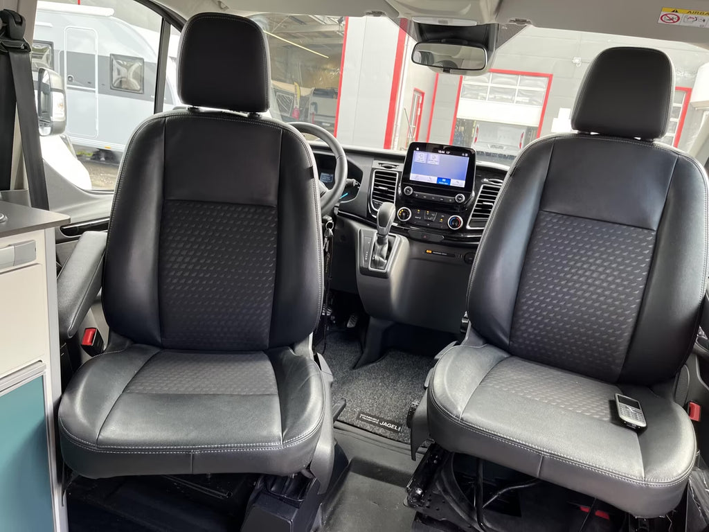 Ford Transit Custom aménagé – 2023- Panama P 10S