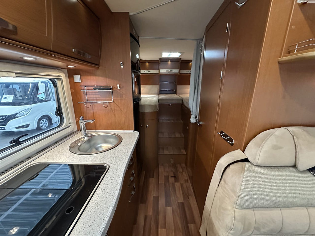 HYMER B 578 – 63 000 km – Camping-car intégral haut de gamme – État remarquable