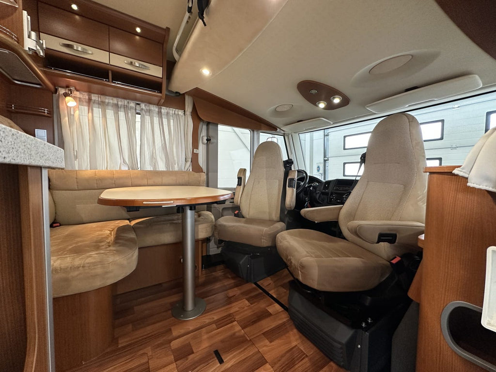 HYMER B 578 – 63 000 km – Camping-car intégral haut de gamme – État remarquable