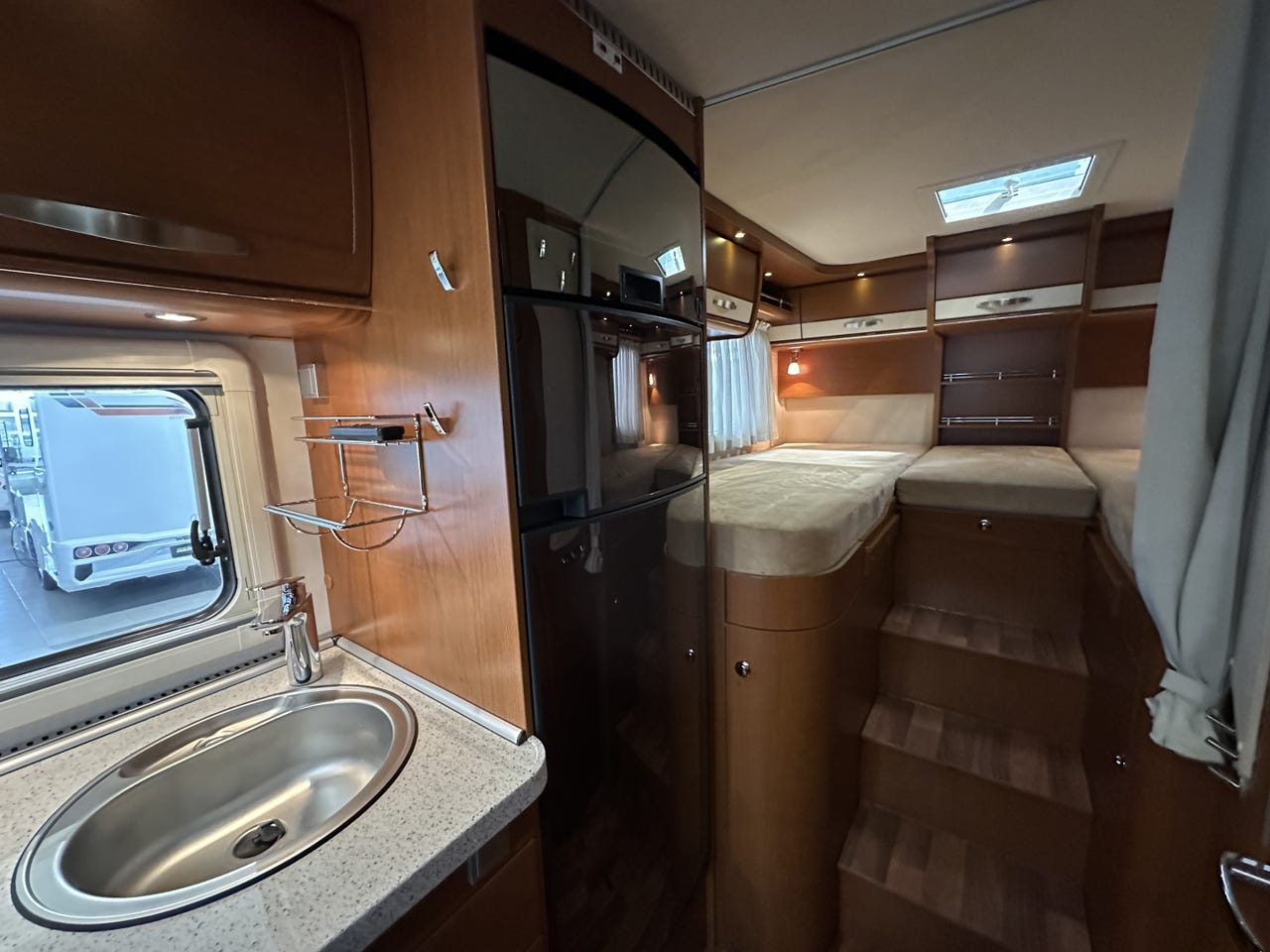 HYMER B 578 – 63 000 km – Camping-car intégral haut de gamme – État remarquable