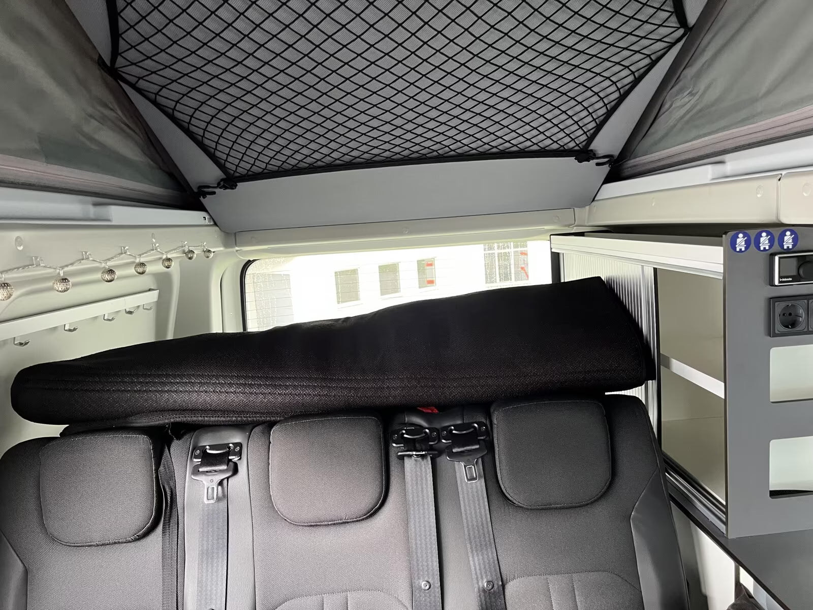 Ford Transit Custom aménagé – 2023- Panama P 10S