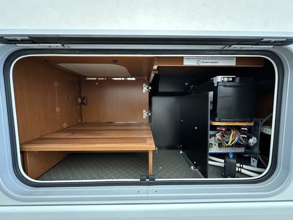 HYMER B 578 – 63 000 km – Camping-car intégral haut de gamme – État remarquable